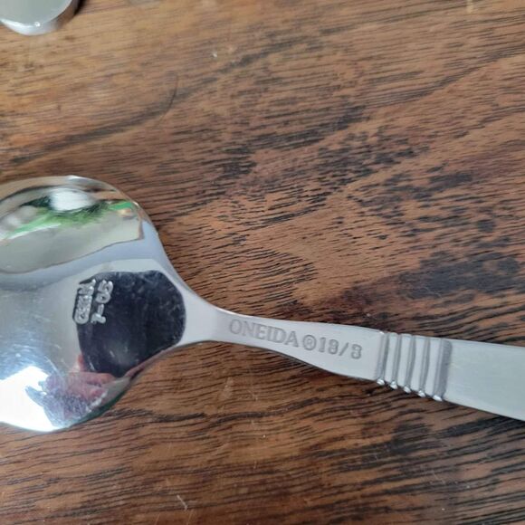 Lot of 7 Oneida 18/8 Stainless OHS345 Pattern Spoons Frosted Handle - Picture 7 of 9